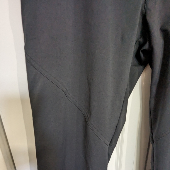 Columbia Women's Mumbai Mover™ III Pant black Omni-Shade UPF 30 size 14 - Picture 6 of 10